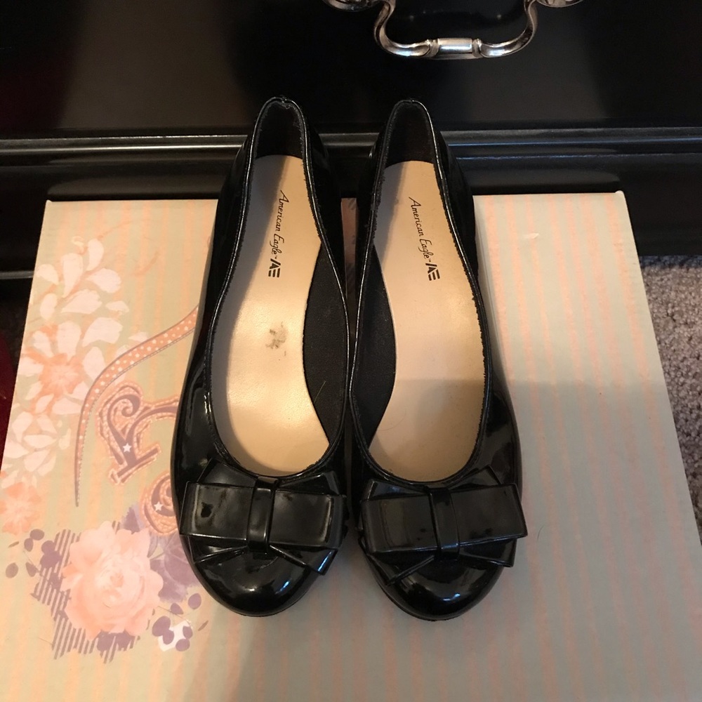 Girls American Eagle shoes